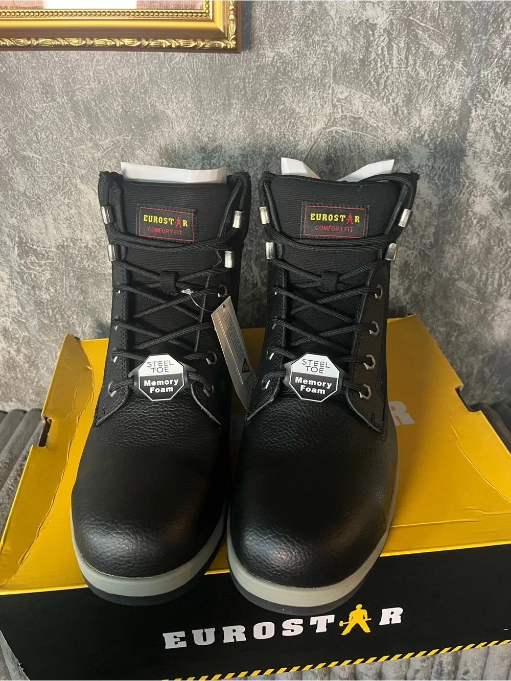 Steel toe Men’s Black Work Boots new in box 12 black gray